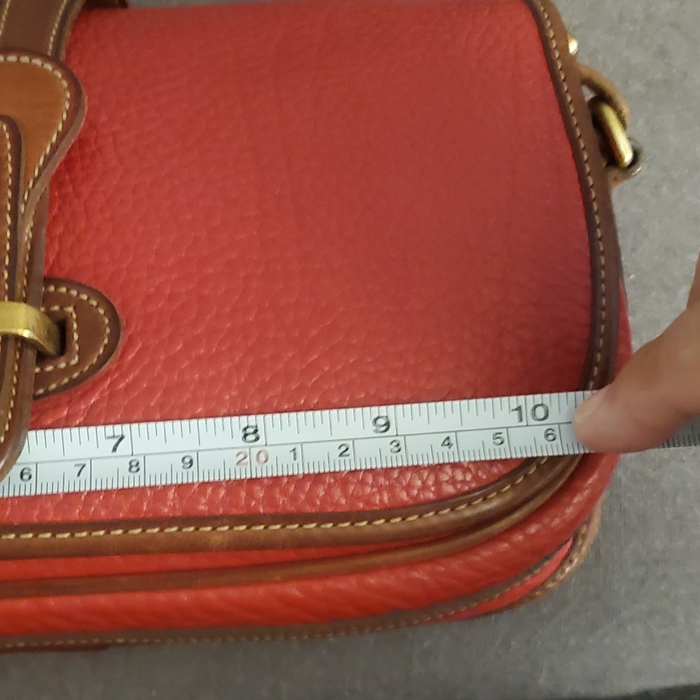 Dooney & Burke Red Leather Women's Bag - Picture 5 of 9
